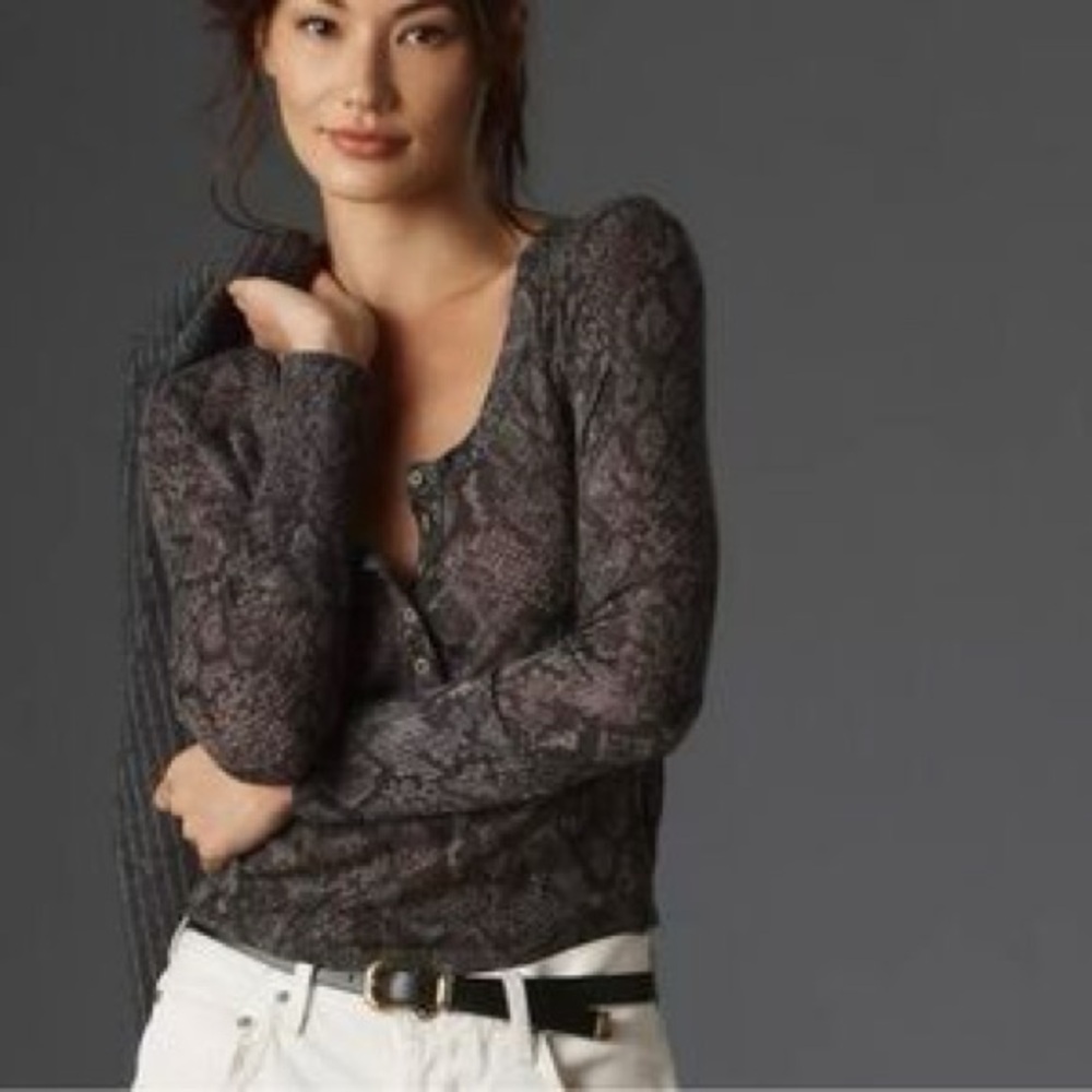 Pilcro by Anthropologie Black and Gray Snake Patterned Long Sleeve Henley Top